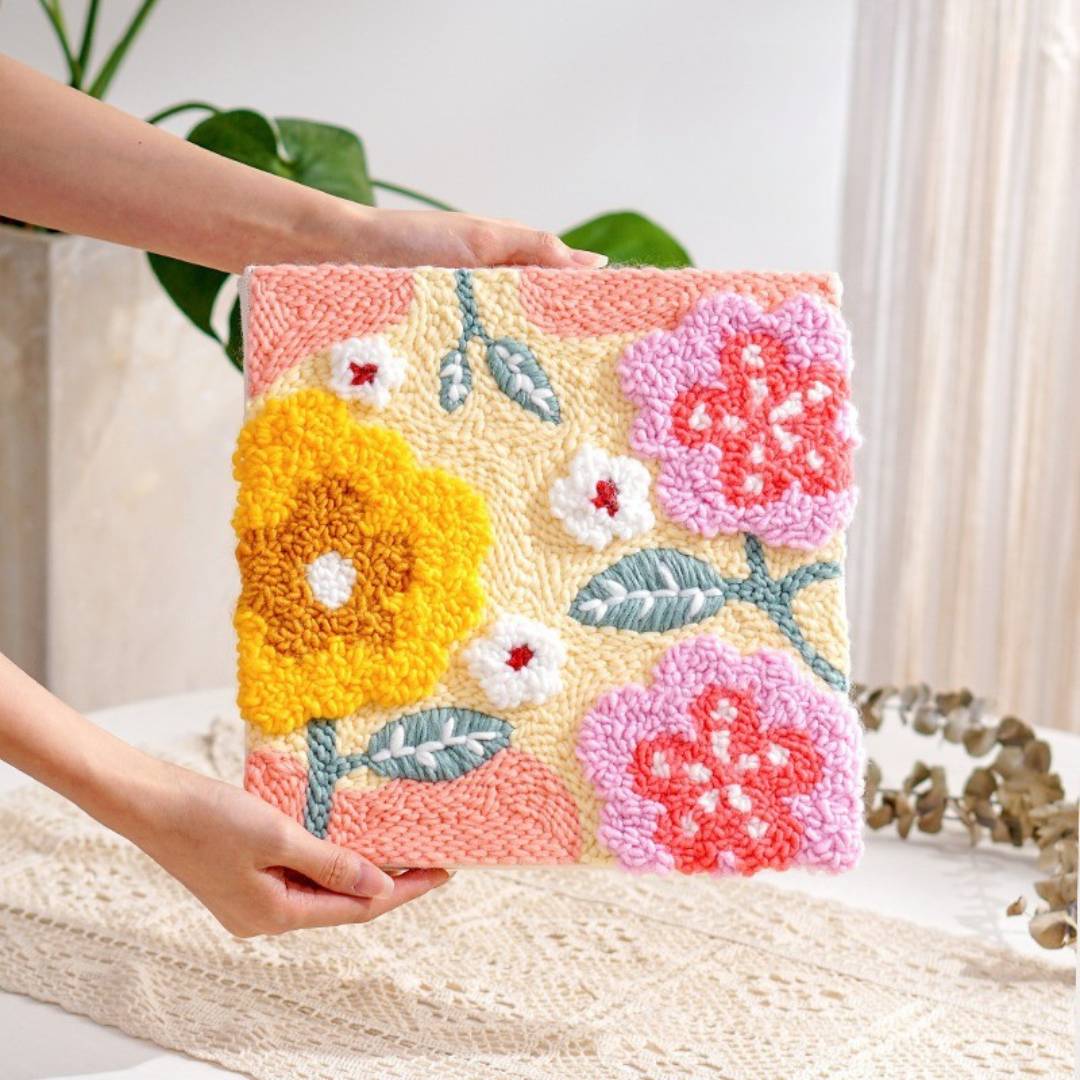 [Pre-order] Beginner Punch Needle Embroidery Kit - Easy DIY Dreamy Floral